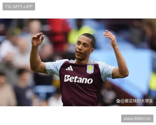 维拉中场蒂勒曼斯脚踝伤缺席多时