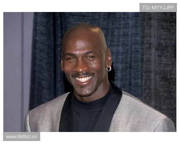 为谁而来?迈克尔-乔丹亲临现场观看摩纳哥vs巴萨 为谁而来?迈克尔-乔丹亲临现场观看摩纳哥vs巴萨